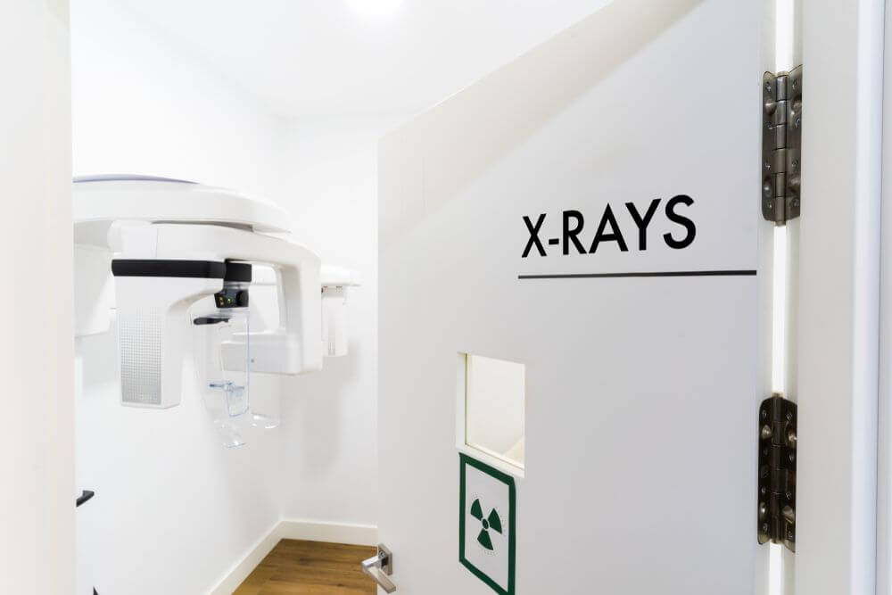 Toothology dental X-ray room